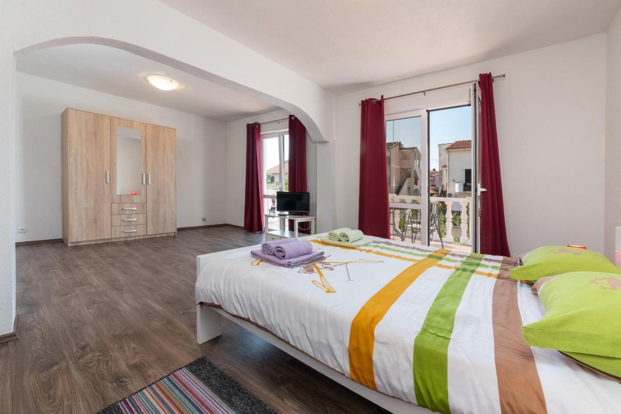 Apartments Oliva Poreč Exterior foto